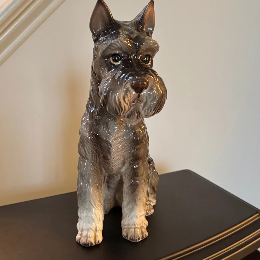 Vintage Shafford Japan Schnauzer figurine, titled “Snatty” (#137) - Picture 9 of 11